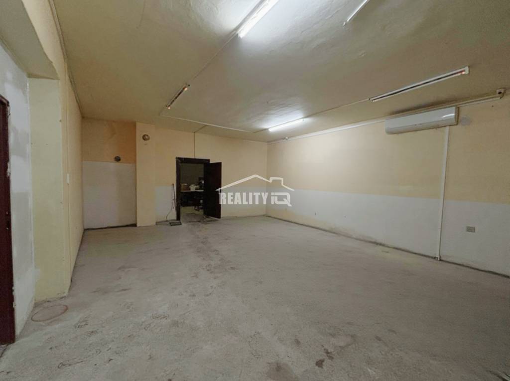 EXKLUZÍVNE NA PREDAJ - RODINNÝ DOM - KOLÁROVICE, BYTČA - 11