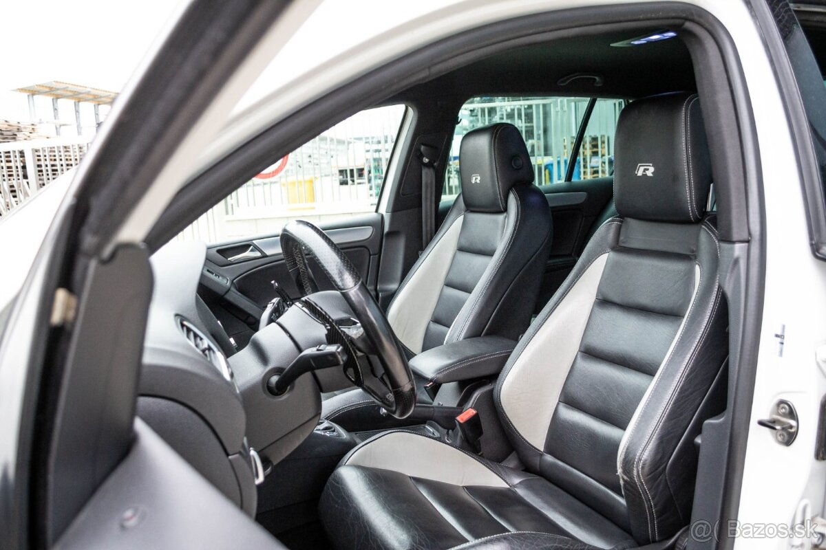 Volkswagen Golf 2.0 TFSI 270k R 4-Motion DSG - 11