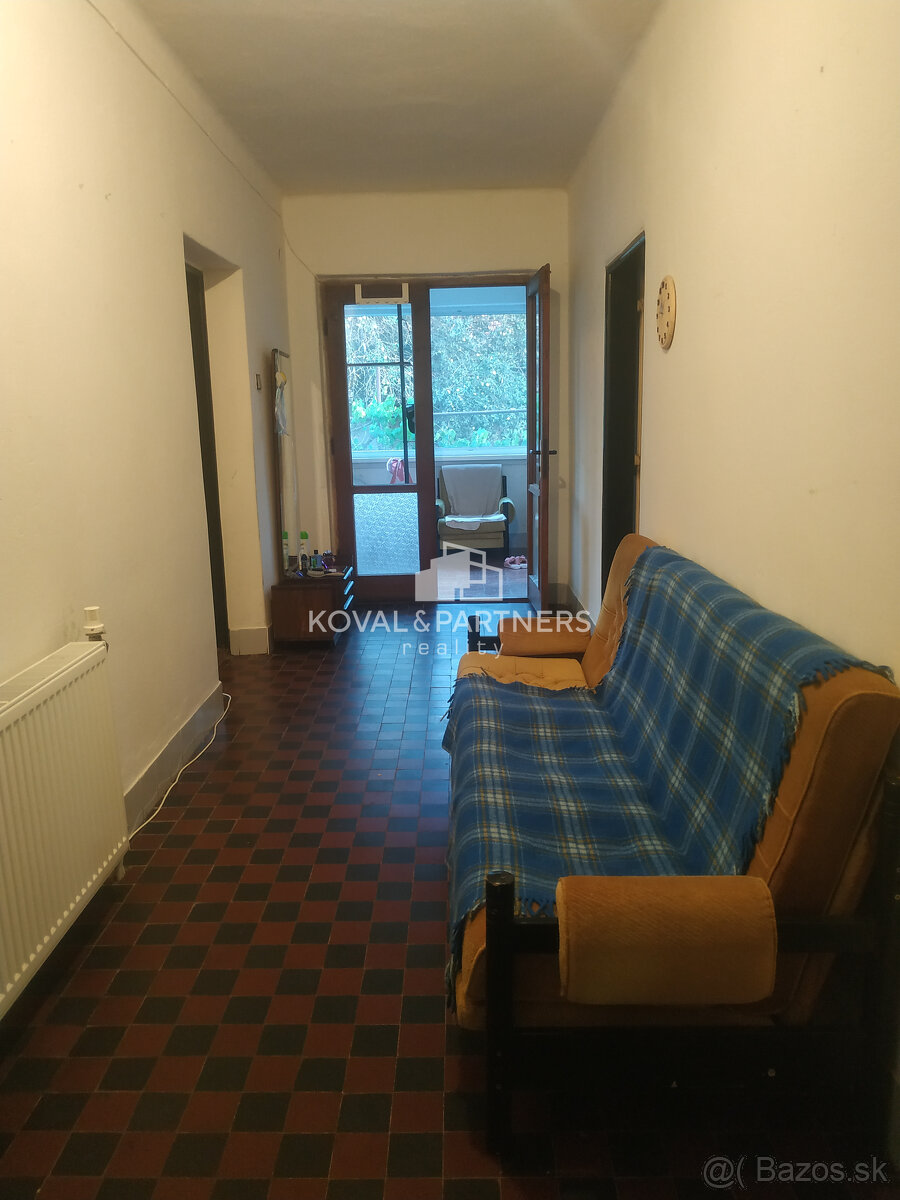 Rodinný dom na 73 á pozemku - Levice - Málaš - 11