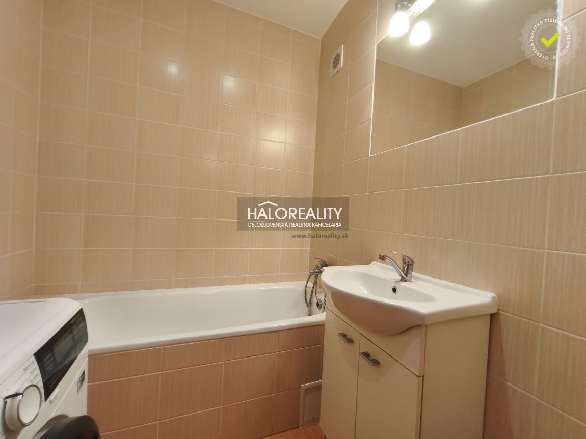 HALO reality - Predaj, trojizbový byt Žiar nad Hronom, Centr - 11