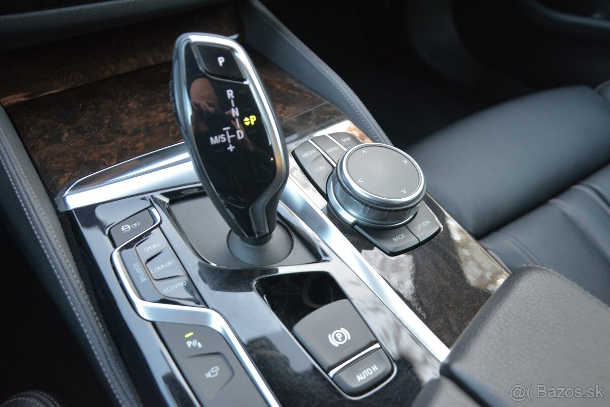 BMW rad 5 Touring 3.0 D 540x drive – menené rozvody - 11