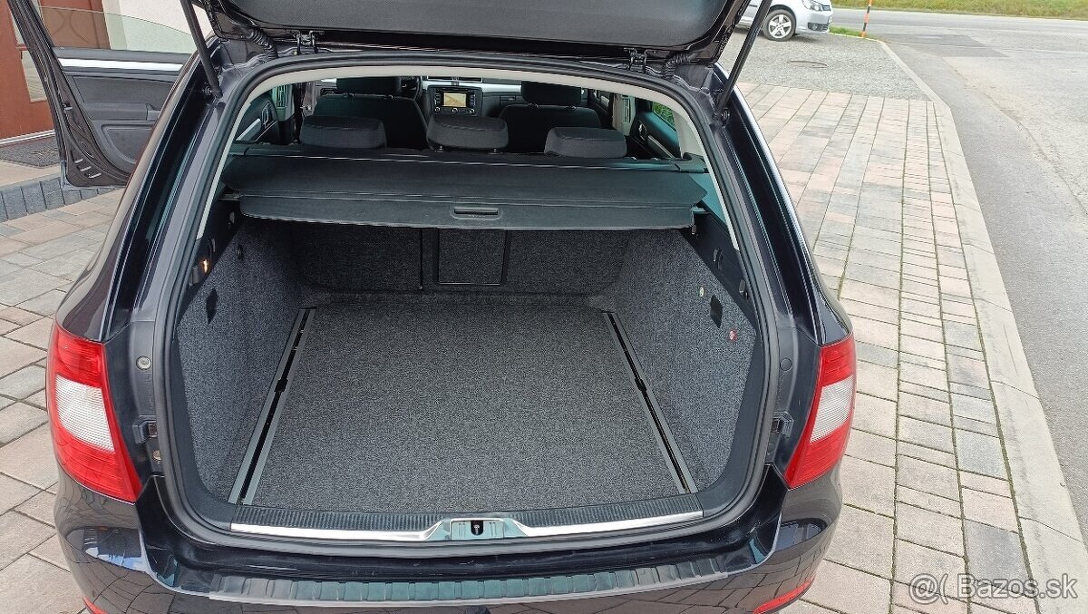 ŠKODA SUPERB KOMBI 2.0 TDI 103 kW CR DSG6 - 11