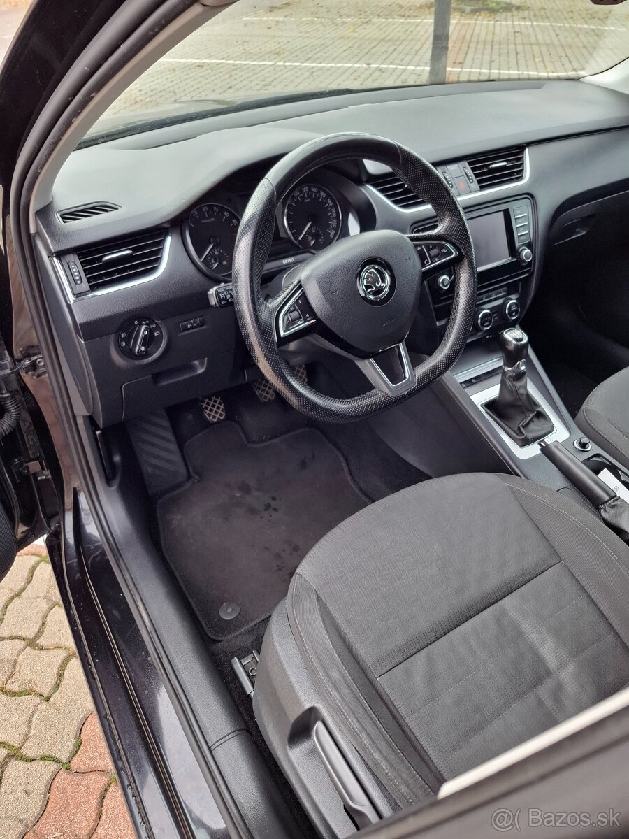 ŠKODA OCTAVIA III - 11