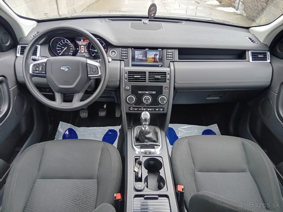Land Rover Discovery Sport - 11