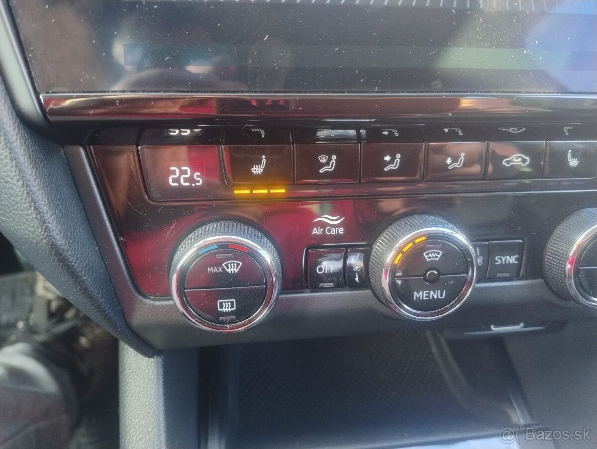 Škoda Octavia Combi 1.5 TSI G-TEC Ambition DSG (2019) - 11