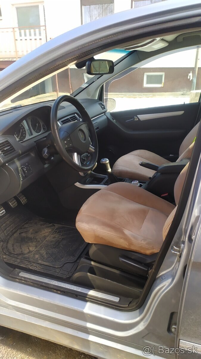 Mercedes-Benz B170 benzín - 11