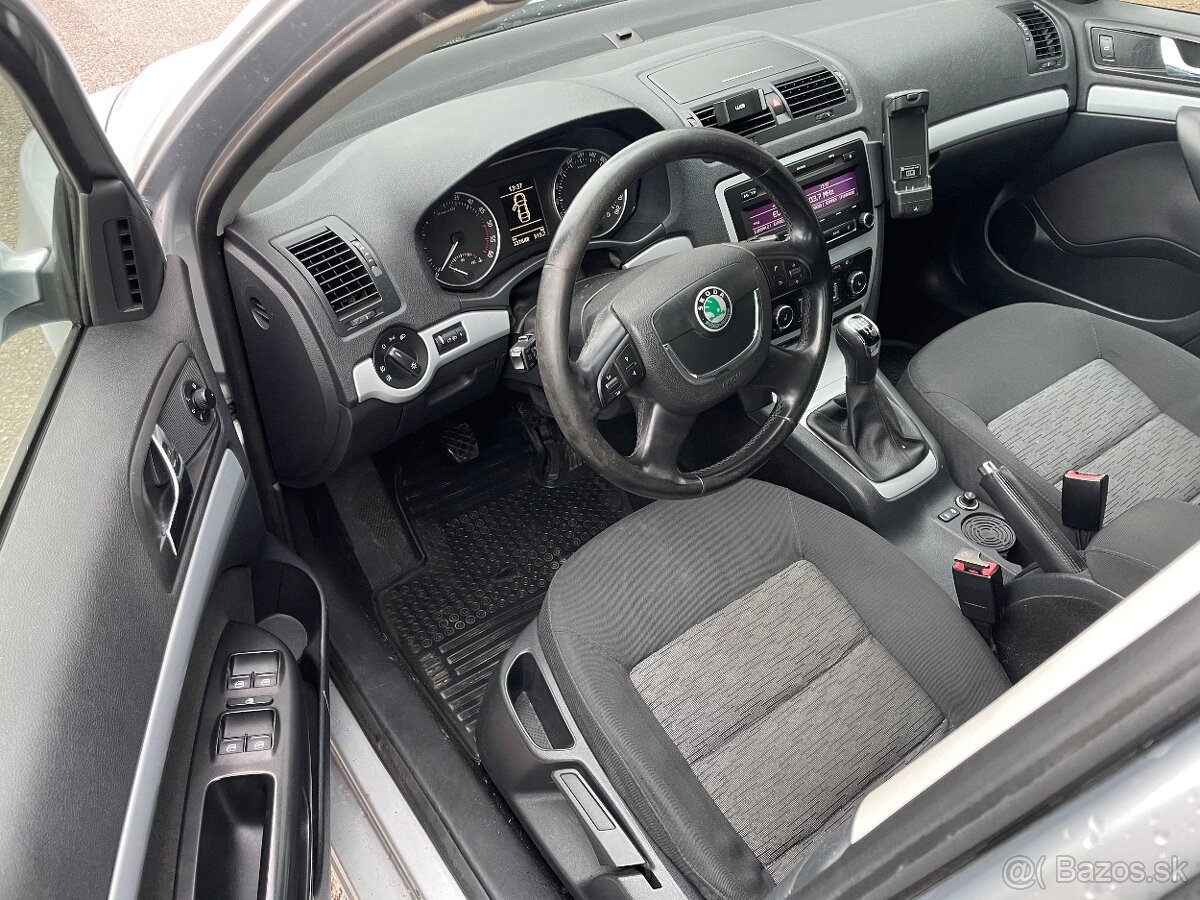 Škoda octavia 1,6 tdi facelift - 11