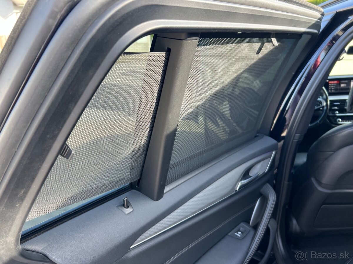 BMW 540iXDrive 250kW Touring M-paket maximální výbava - 11