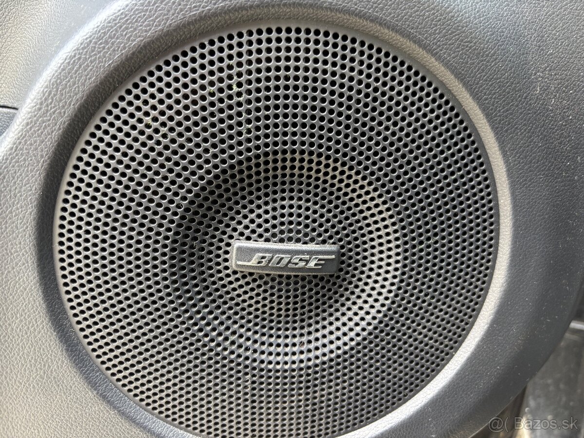 Renault Koleos 4x4 r.v.12/2010 , kůže , hudba Bose , navi - 11