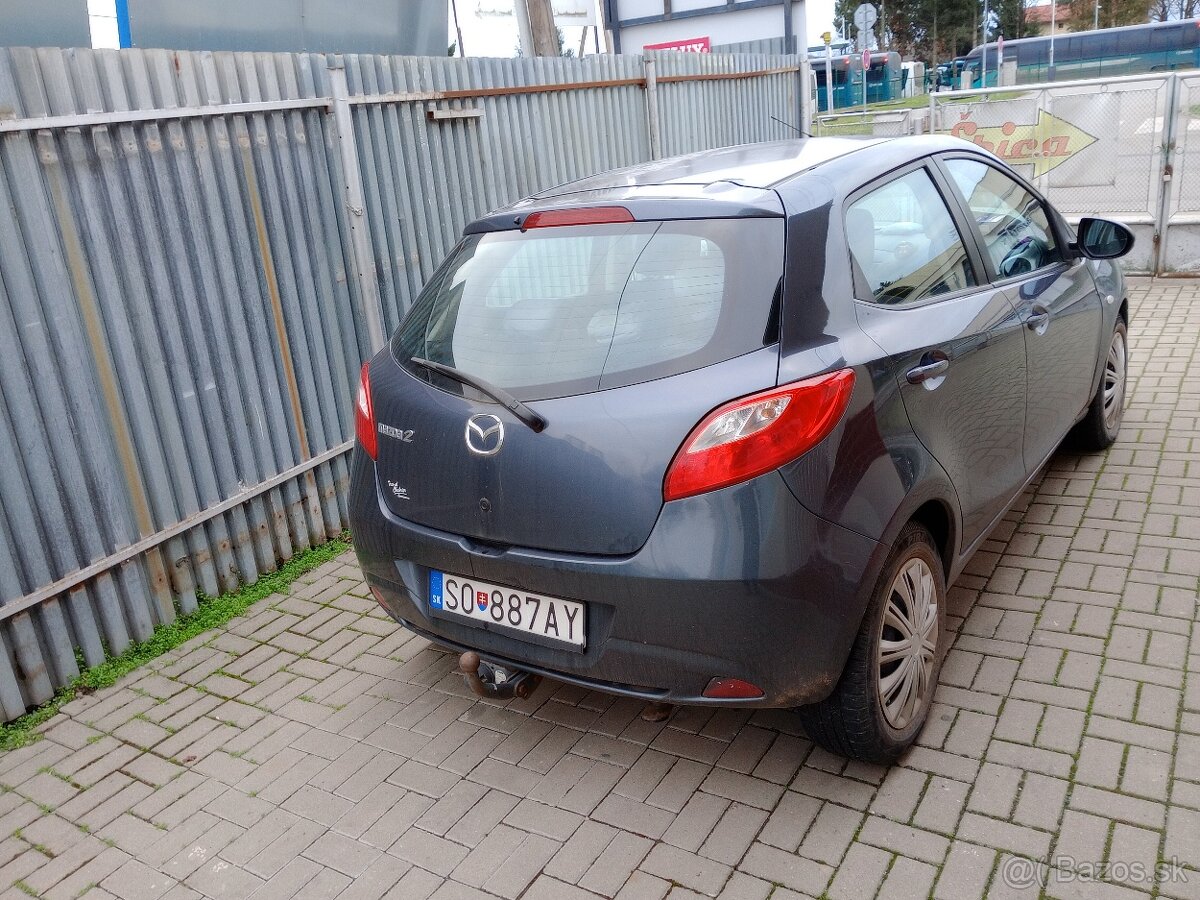 Predám Mazdu 2 - 11