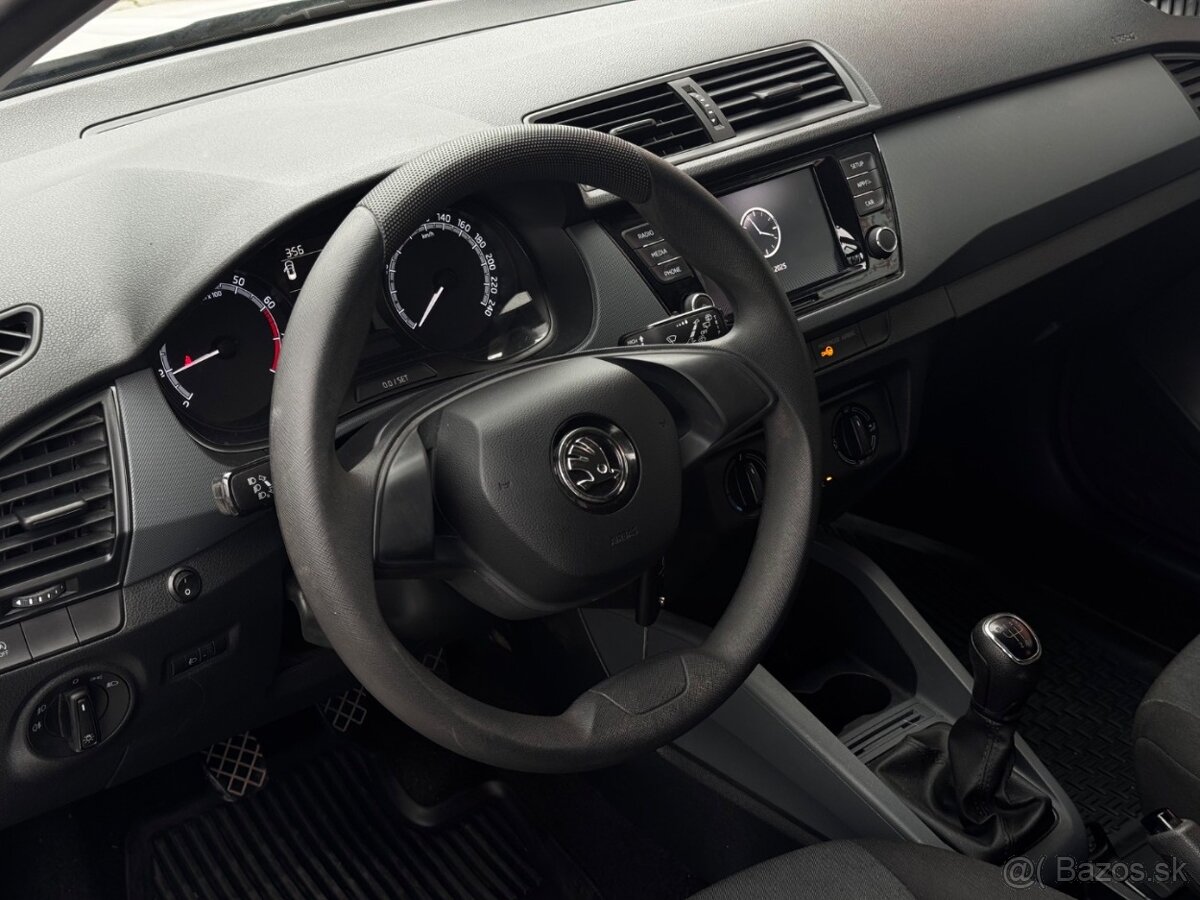Škoda Fabia 1.0 TSI Active - 11
