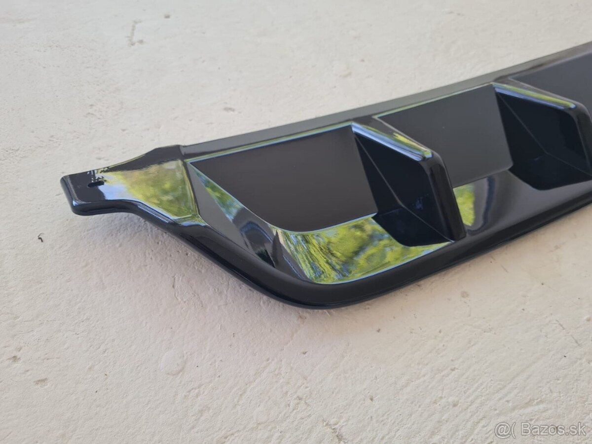 Športový difuzor na zadný nárazník pre VOLKSWAGEN - 11