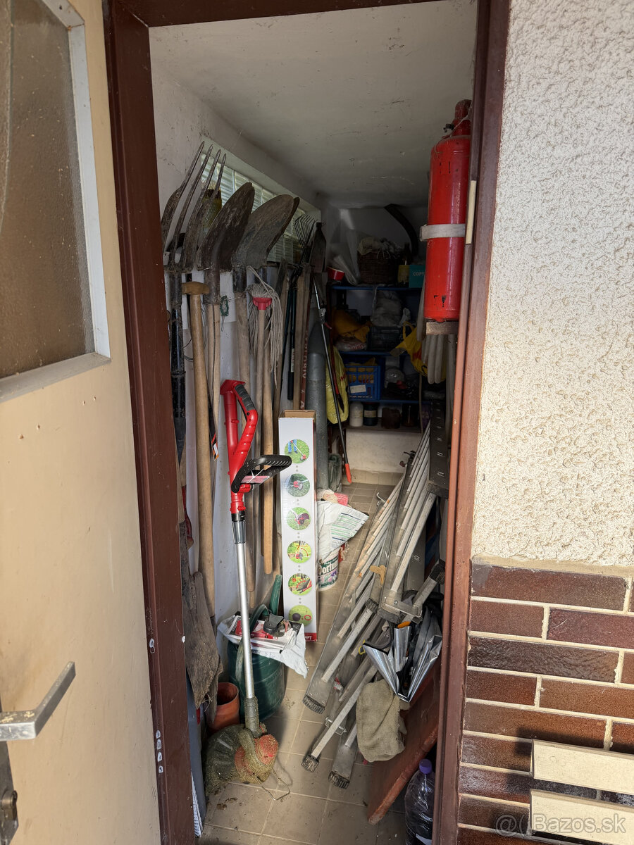 Na predaj záhradná chatka v Humennom - 11