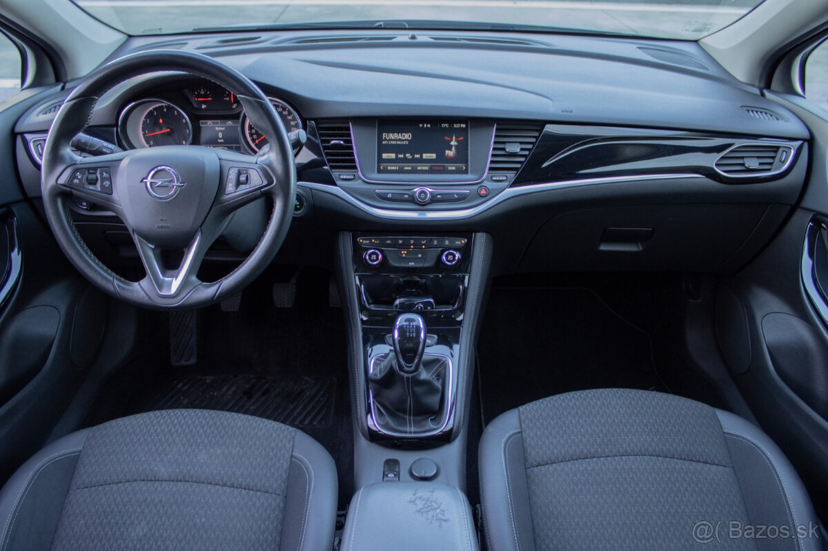 Opel Astra 1.4 Turbo Dynamic 92 kW - 11