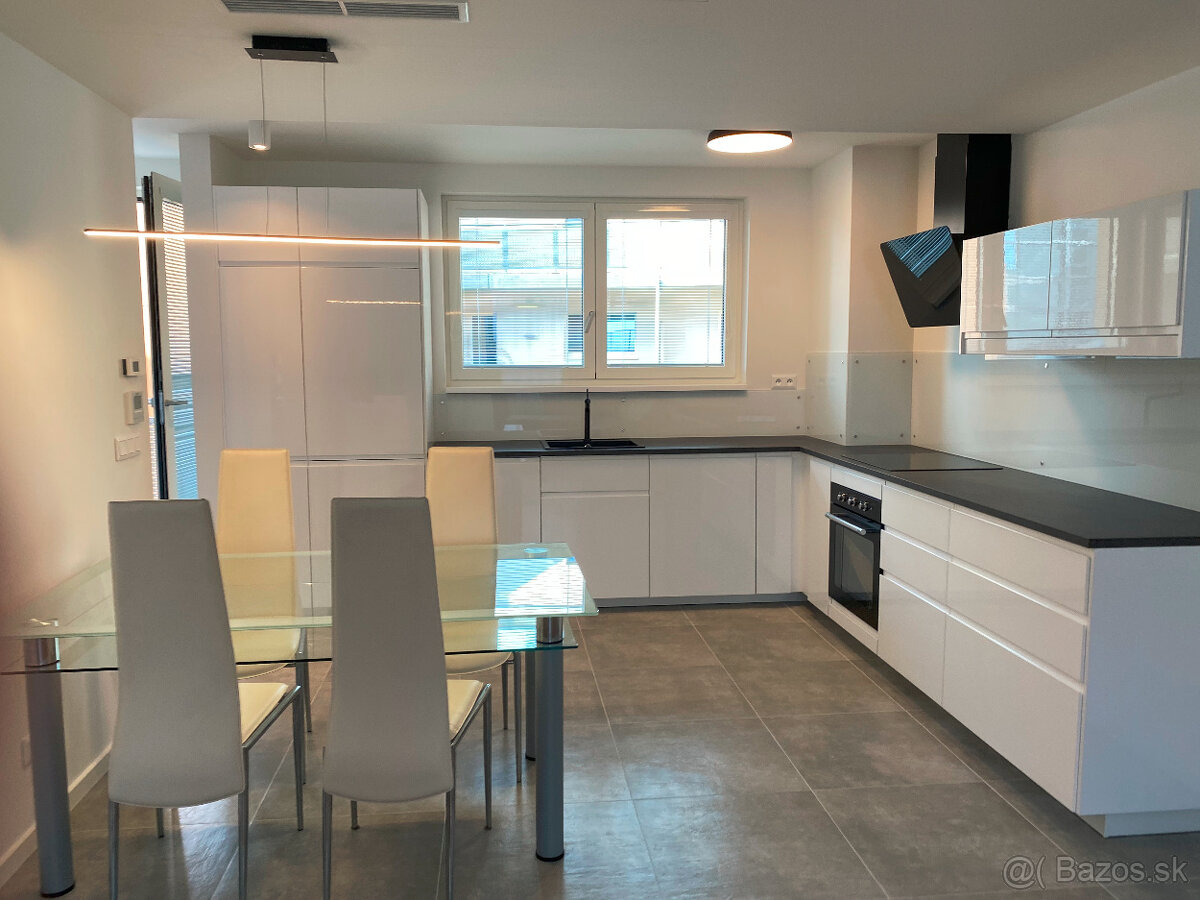 Iba u nás 2i BEZRUČOVA RESIDENCE,balkón,loggia,garáž.státie - 11