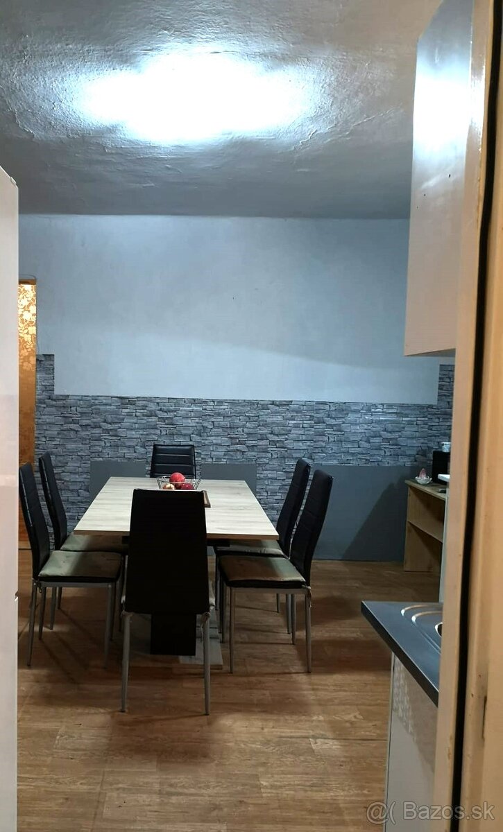 Rodinný dom na PREDAJ blízko centra - 11