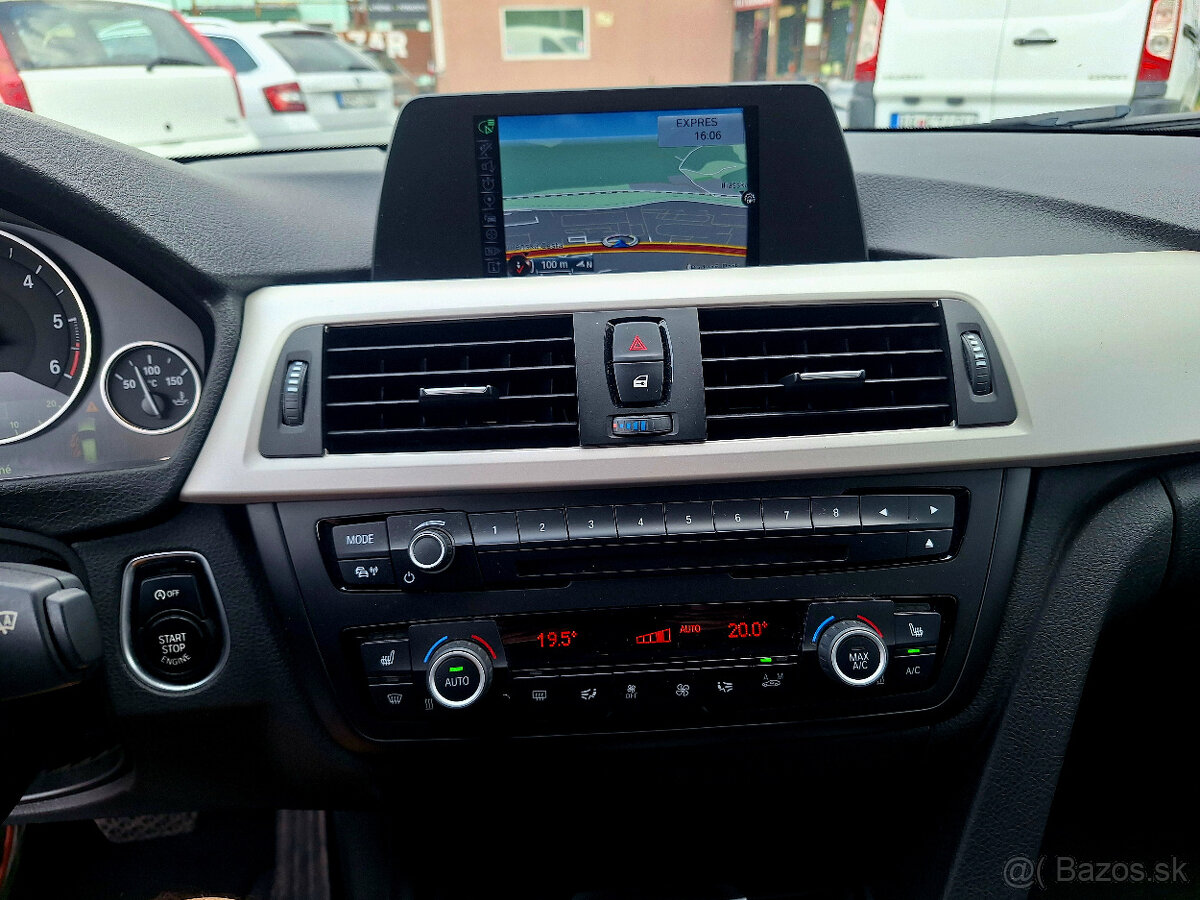 BMW Rad 3 Touring 320d A/T 135kW - 11