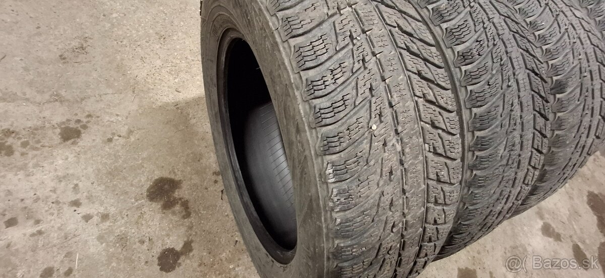 Nokian WR SUV3 225/60 R17 XL - 11