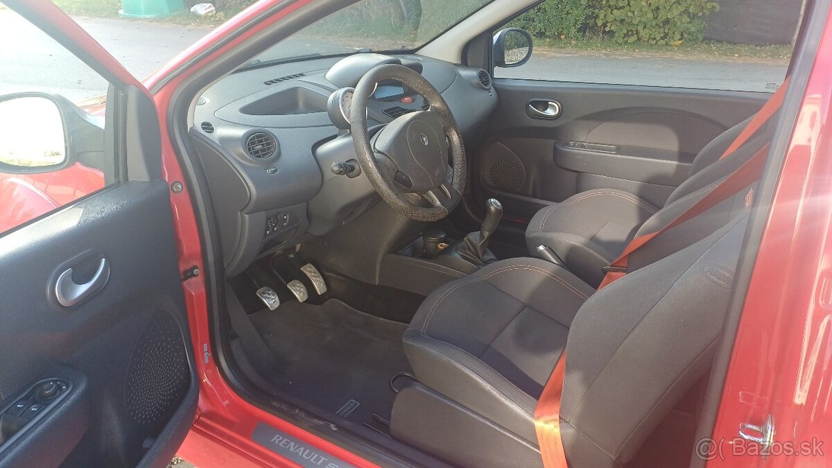 Renault Twingo RS - 11