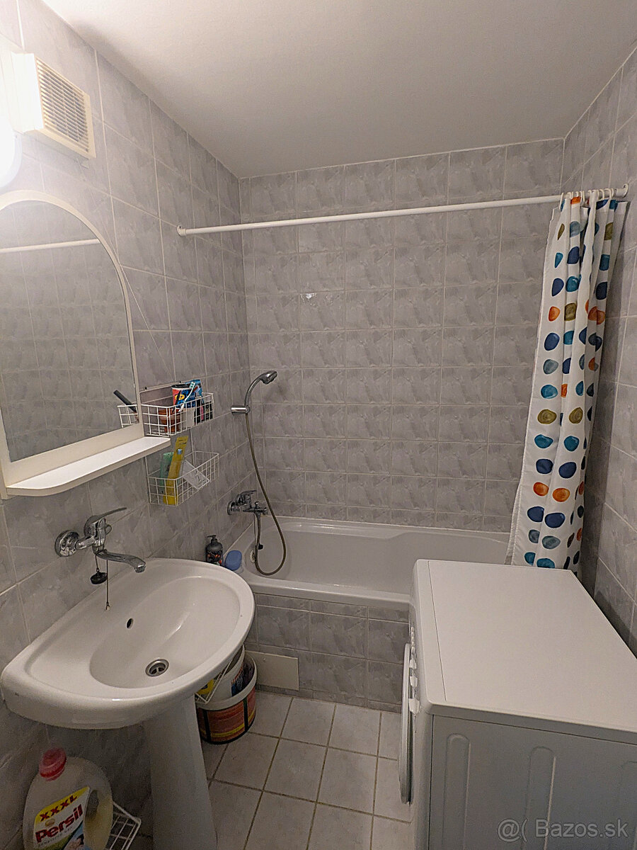 Atraktívny,veľký 4 izb. Sídl.III, Nešpora, OV, Lo, 5p, 98m2 - 11