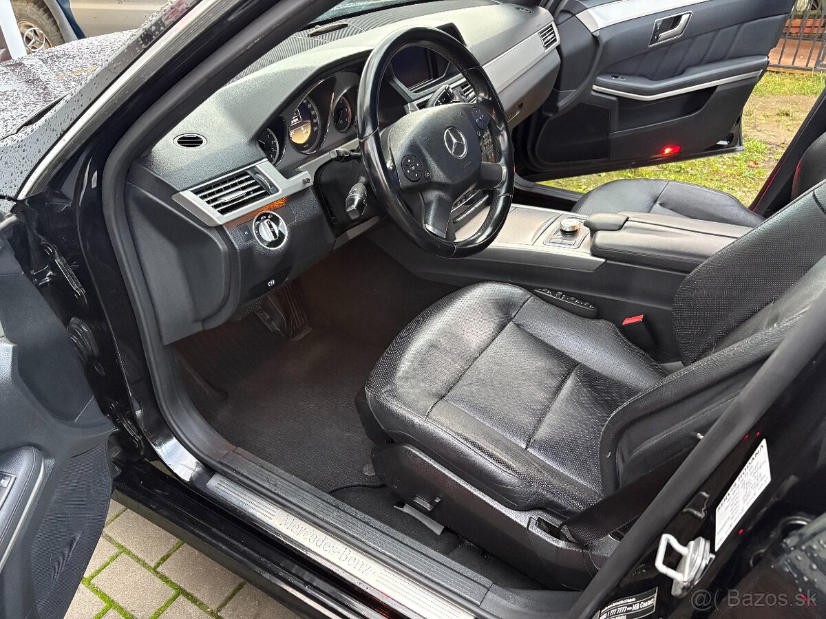 Mercedes E trieda 350 CDI BlueEFFICIENCY 4matic - 11