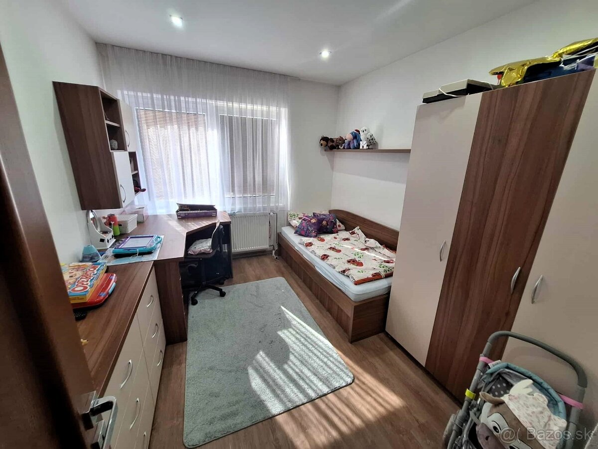 Predaj, rodinný dom v Nových Zámkoch - 11