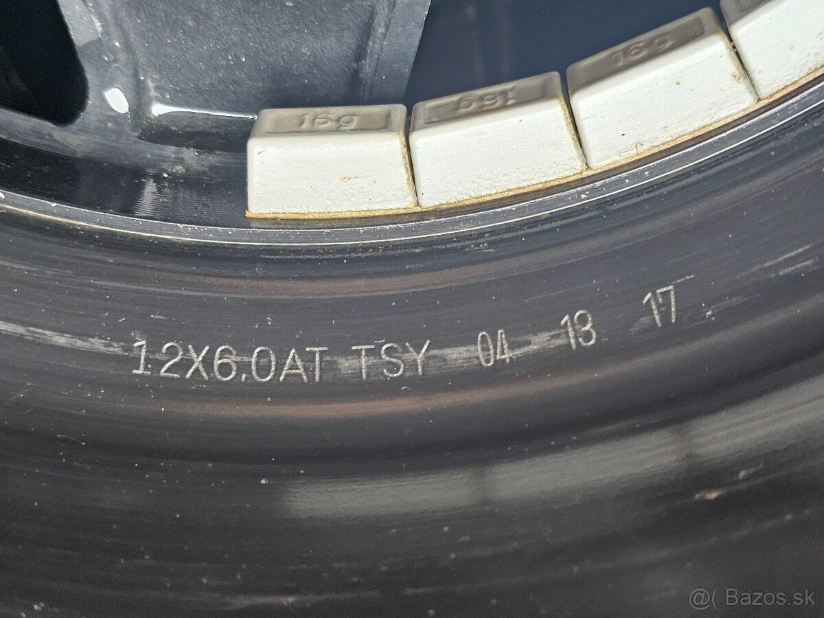 kolesá Can Am tvorkolka - 11