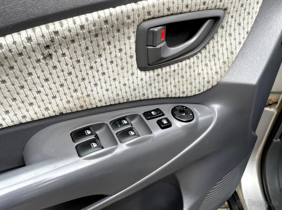 Hyundai Tucson 2.0 + LPG - 11