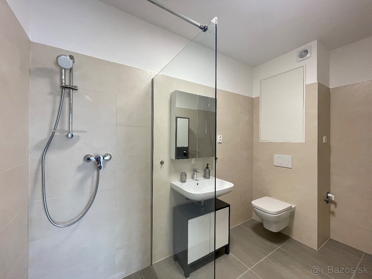 Predám bezbariérový 1 izbový byt - 11