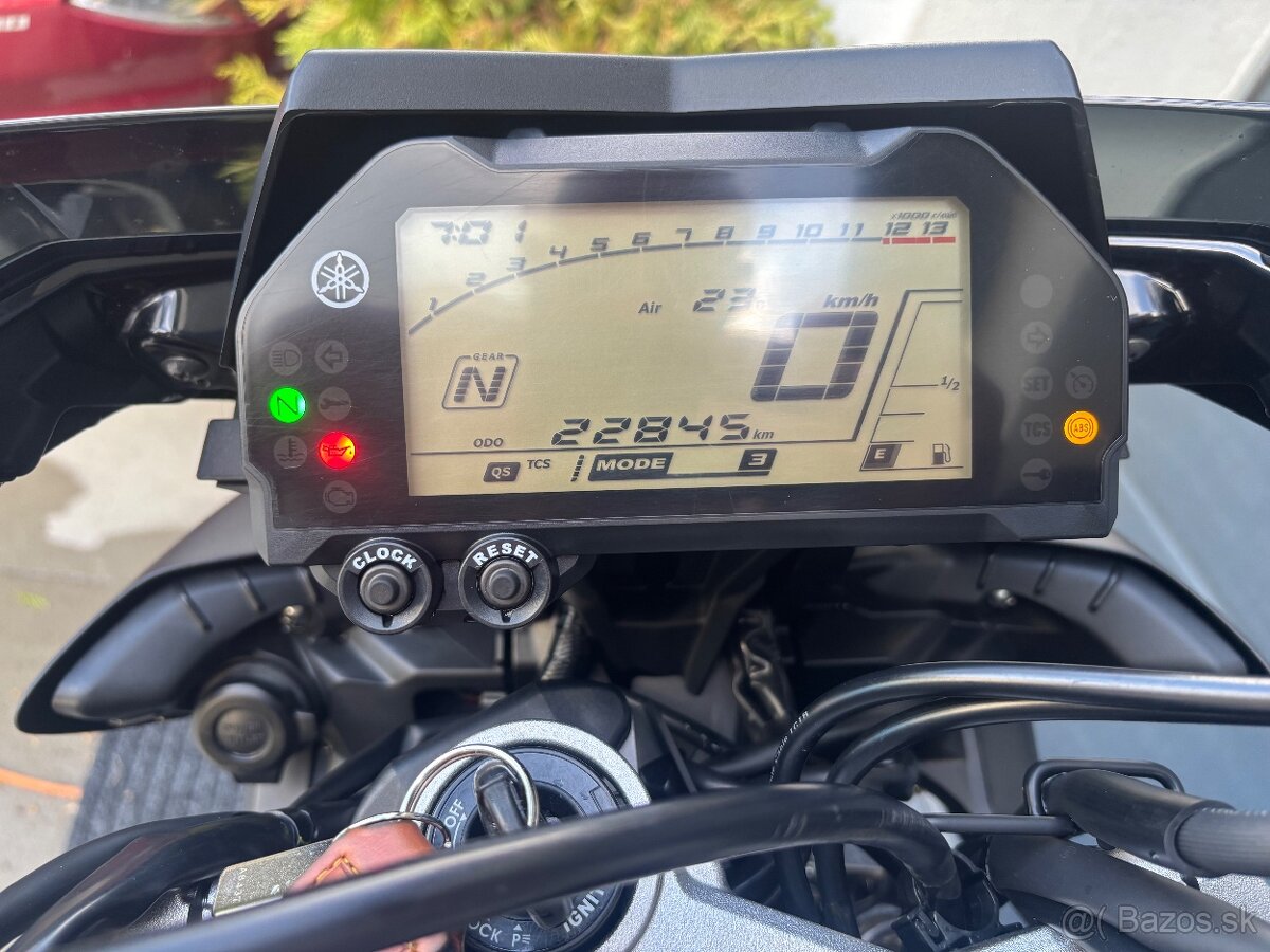Yamaha MT 10 - 11