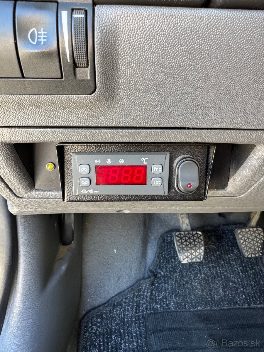 Opel Combo 1.7 DTI - mraziarenské/chladiarenské - 11