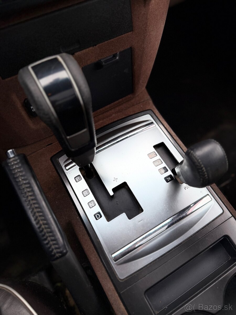 Mitsubishi Pajero IV 3.2 DI-D - 11