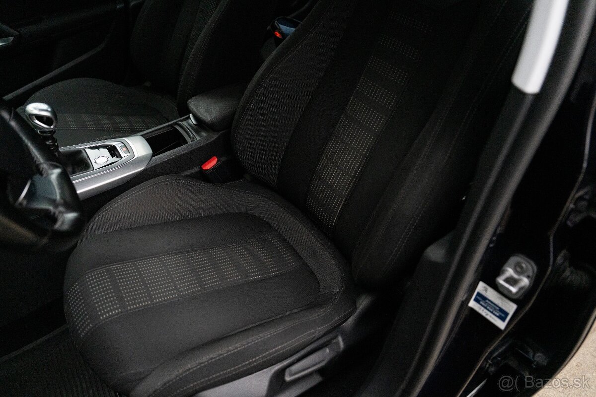 Peugeot 308 2.0 HDi 110kw M6 ALLURE - 11