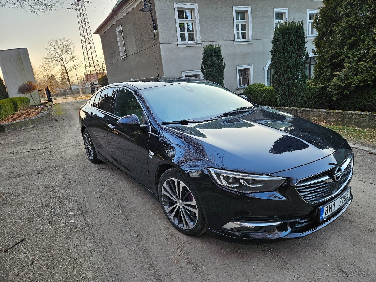 Opel insignia OPC Line 4x4 2.0 Biturbo - 11