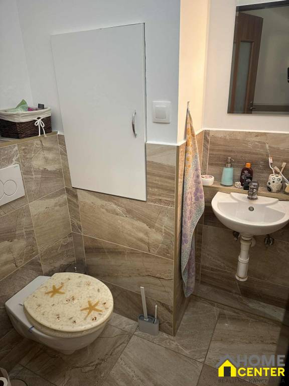 PREDAJ : 2,5 izbový tehlový byt, ul. Železničná, Komárno - 11