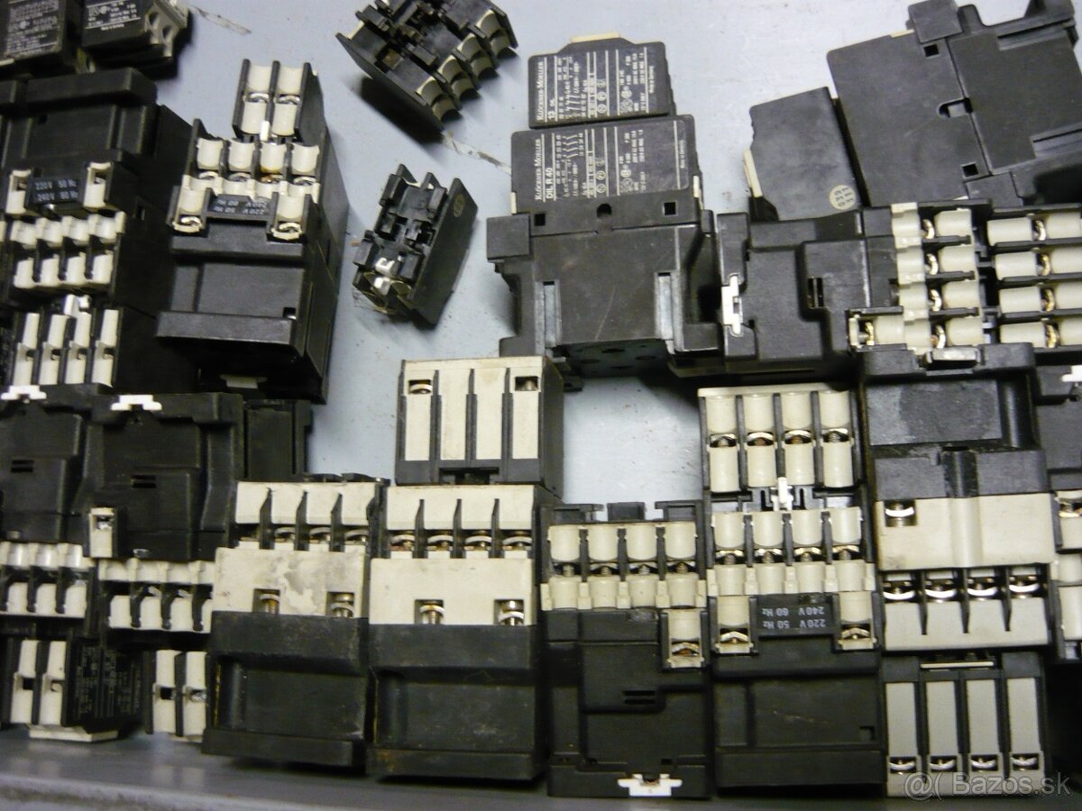 STYKAČ SIEMENS a ABB cena 4 euro - 11