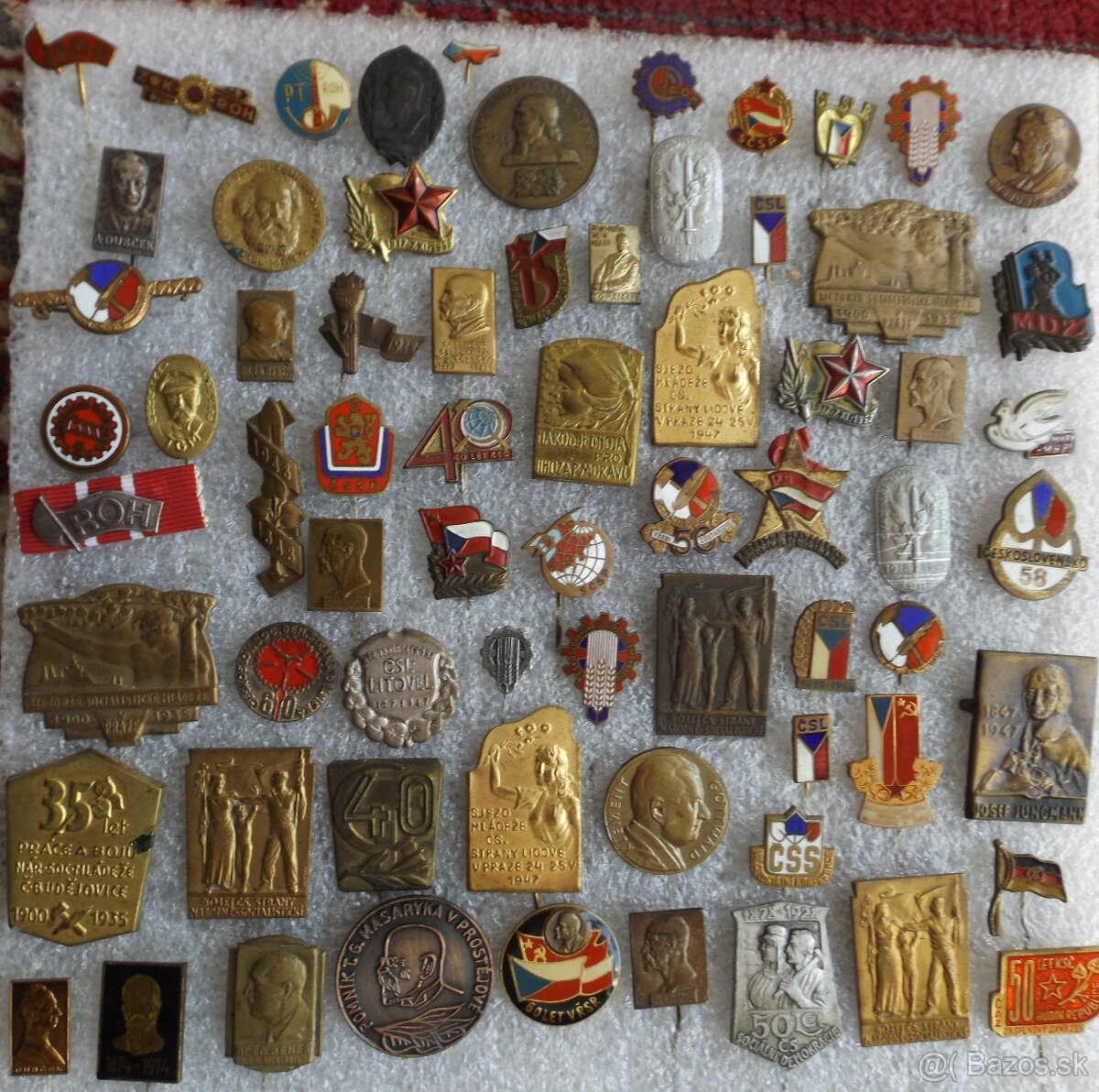 rozličné druhy - odznaky - 11