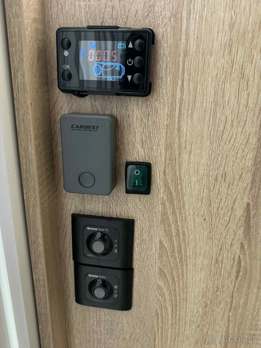 Obytný automobil Iveco - 11