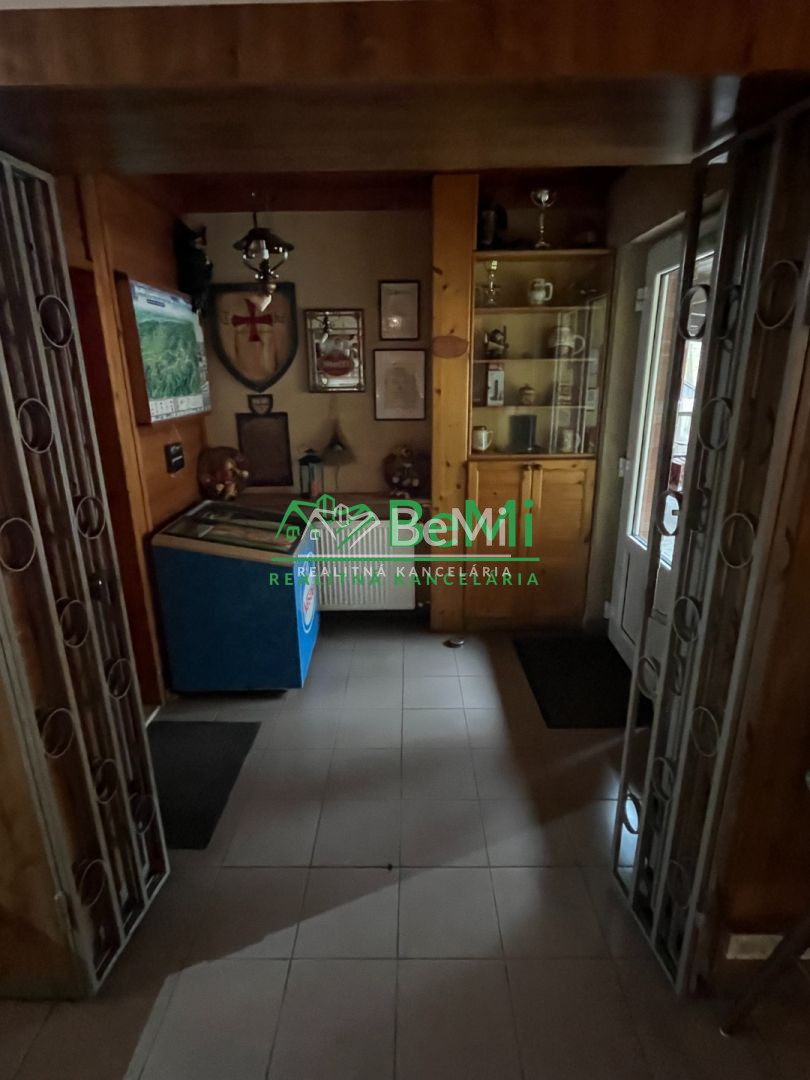 Na predaj rodinný penzión Veľké Uherce 102-18-ROCHE - 11