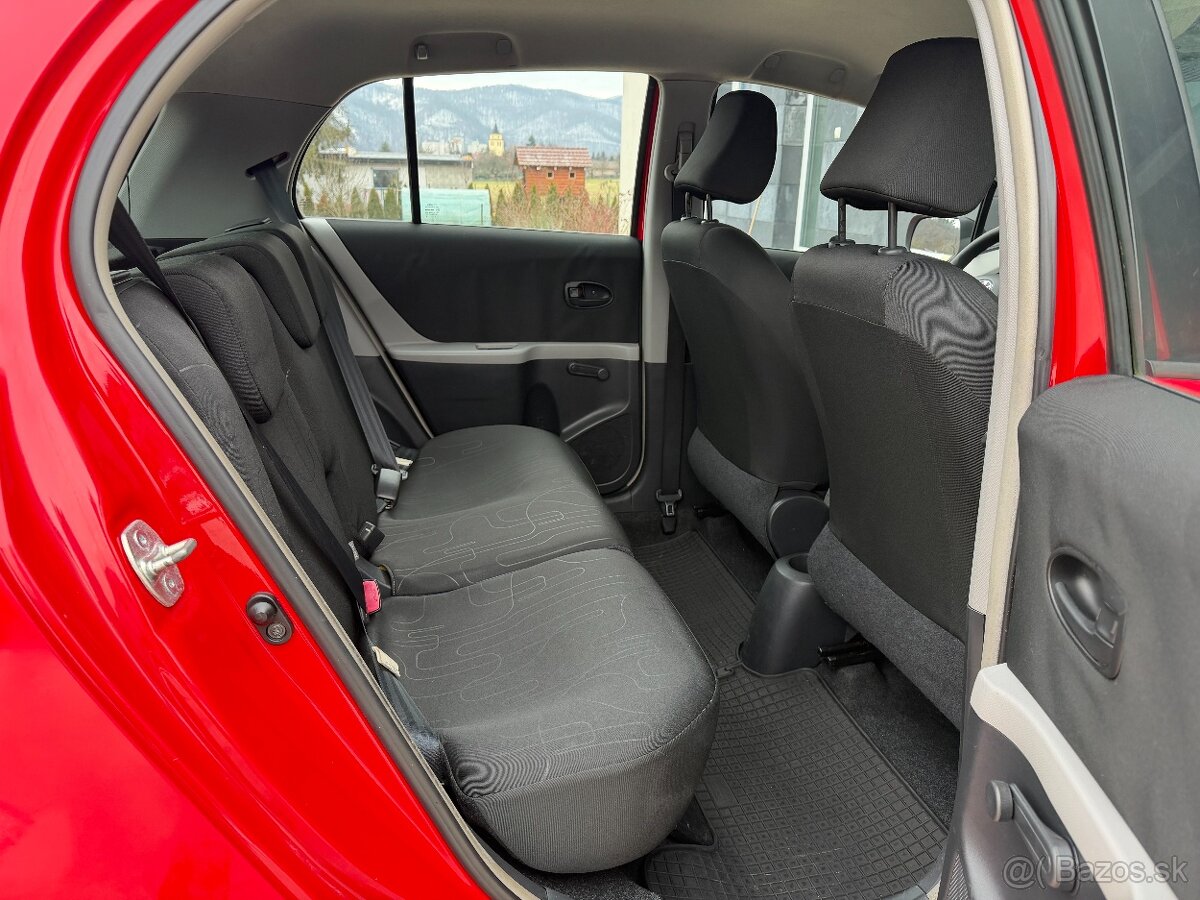 Toyota Yaris 1.0I VVT-i - 11