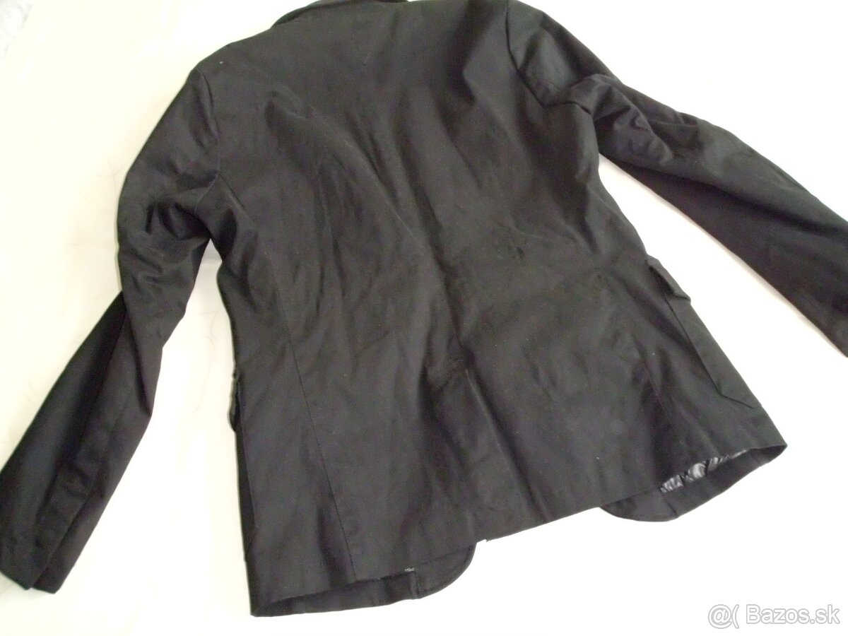 Piazza Italia nový pánsky sakový kabátik zateplený M - 11