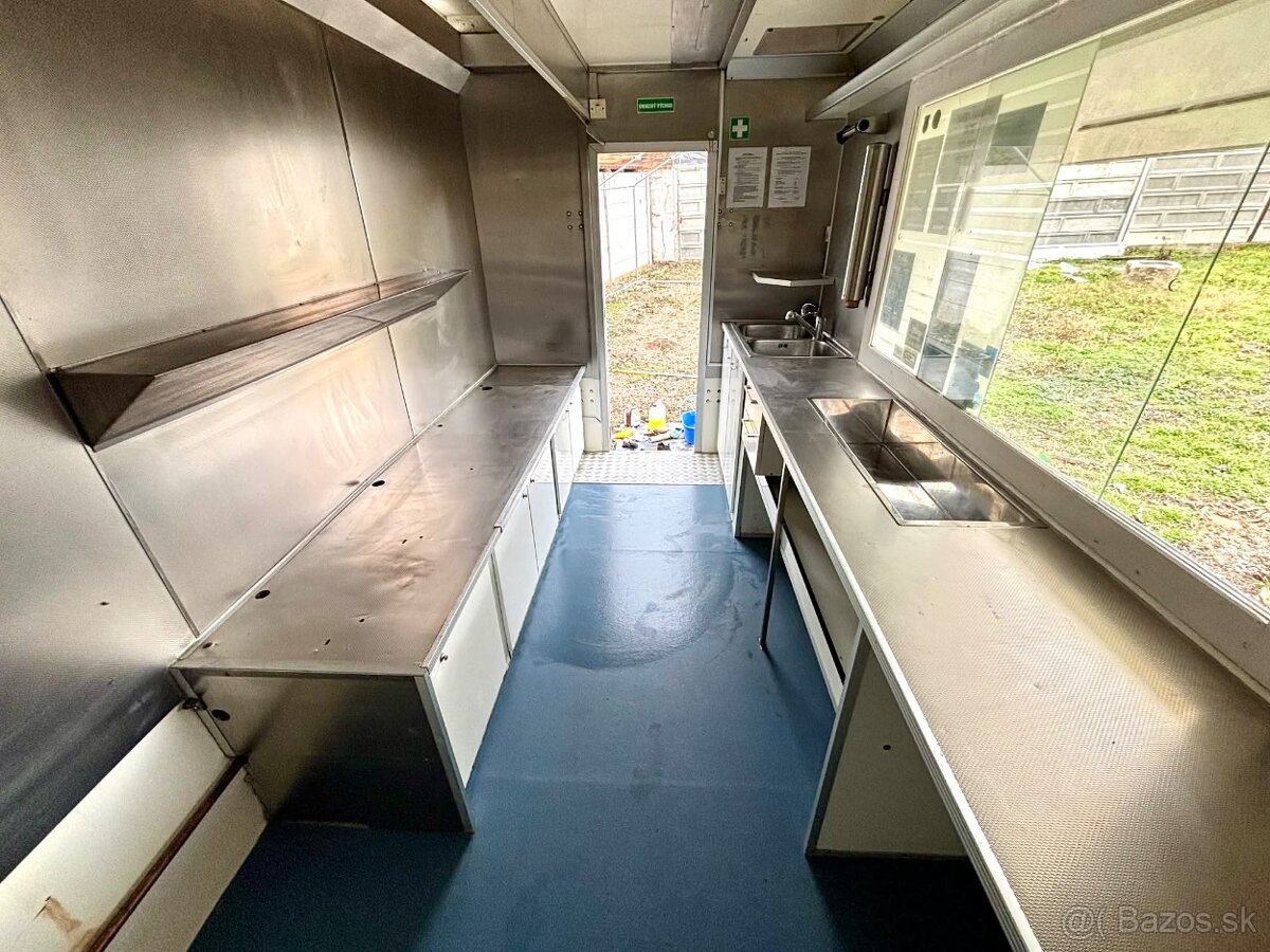 POJAZDNY BUFET - 11