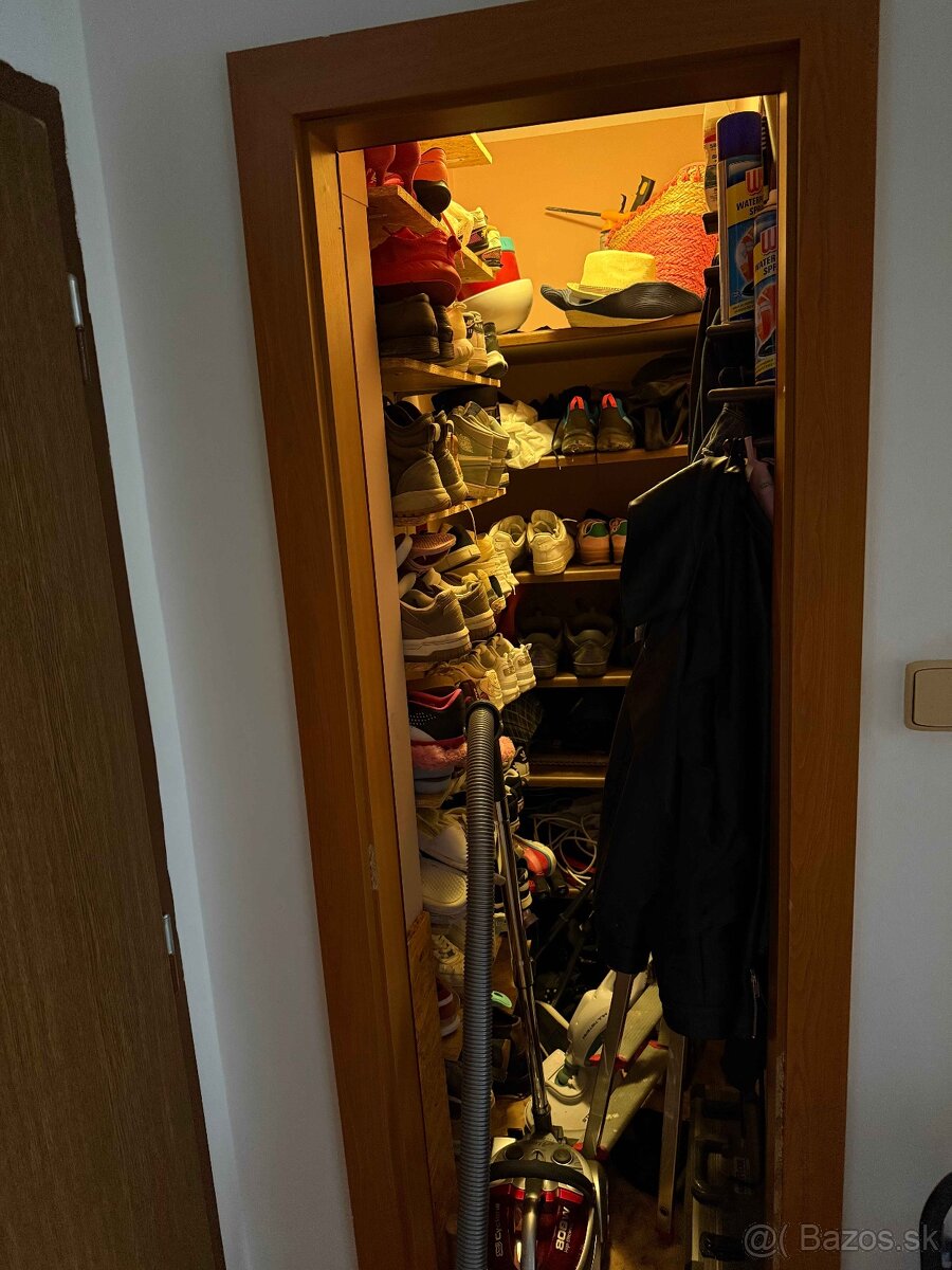 Na predaj: 3-izbový byt - 11