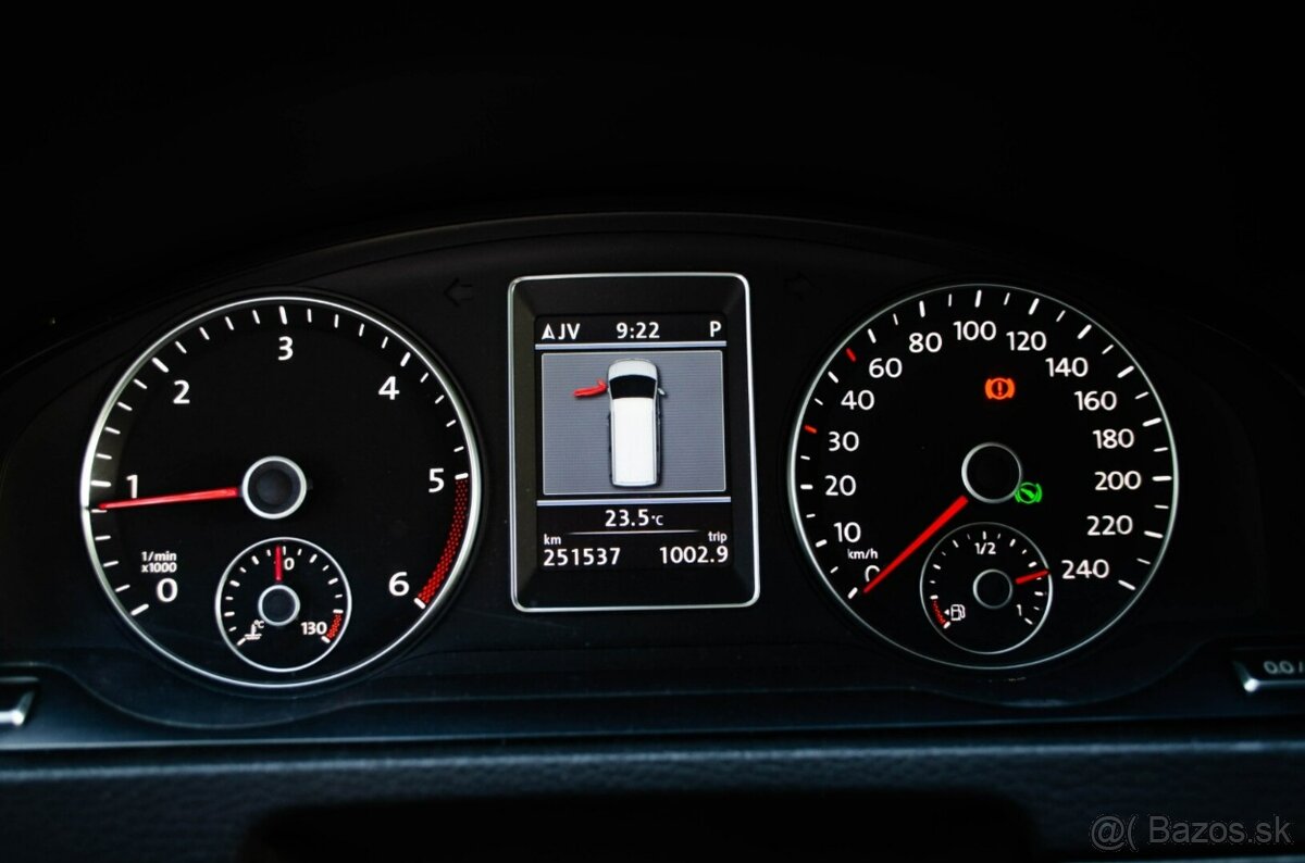 Volkswagen T5 Multivan 2.0 TDi DSG - 11