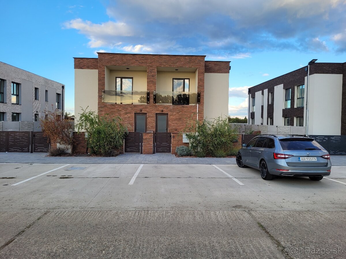 Prenajmem 3i byt v novostavbe s dvoma parkovacími miestami - 11