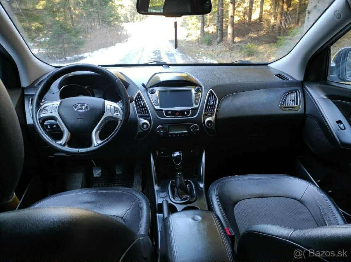 Hyundai ix35 2.0 CRDi 4x4 100KW - 11