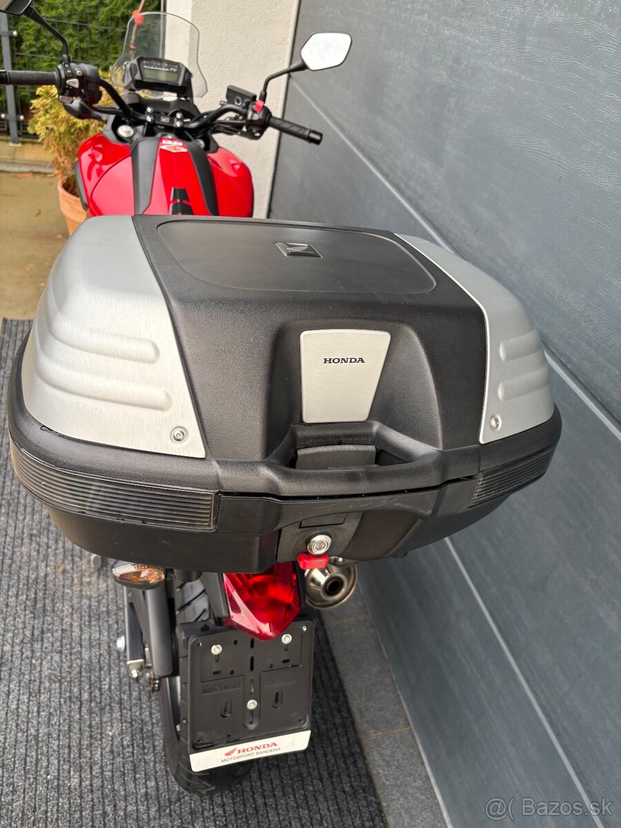 Honda NC700X ABS - 11