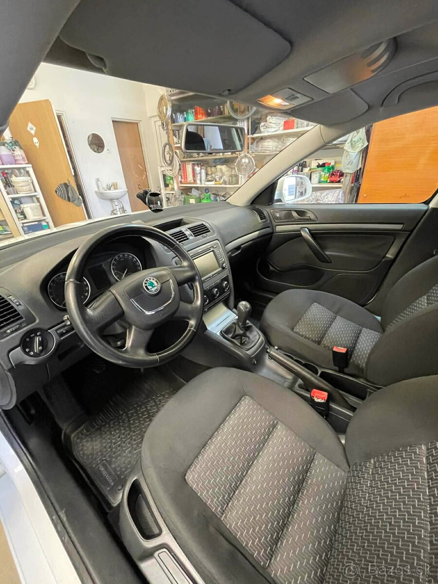 Škoda Octavia 2 facelift 1.9 TDI Combi - 11