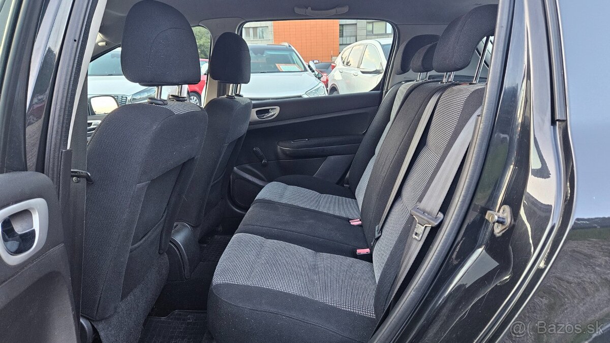 Peugeot 308 1.4 - 11