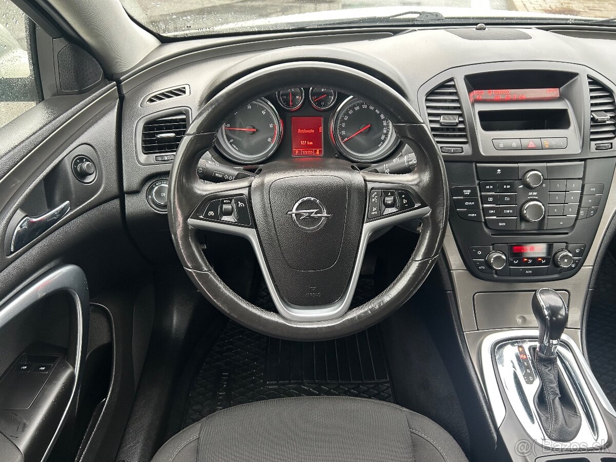 Opel Insignia 2,0 CDTi 96 kw autmat 179.tis.km - 11
